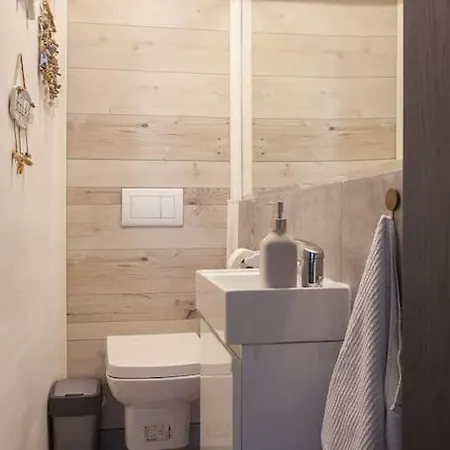 Luxury Loft Center #2 Min To Main Square# Parking Appartamento