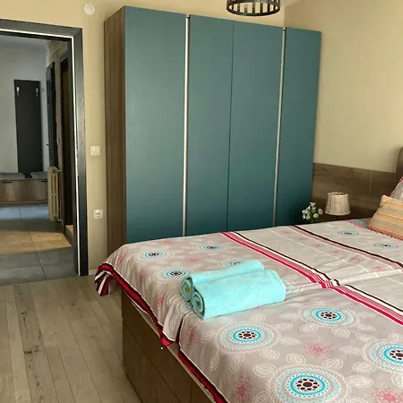 Mihajlovic Luxury Apartment -Center-Skopje Lägenhet