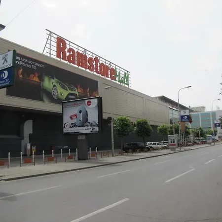 Mihajlovic Luxury Apartment -Center-Skopje Lägenhet